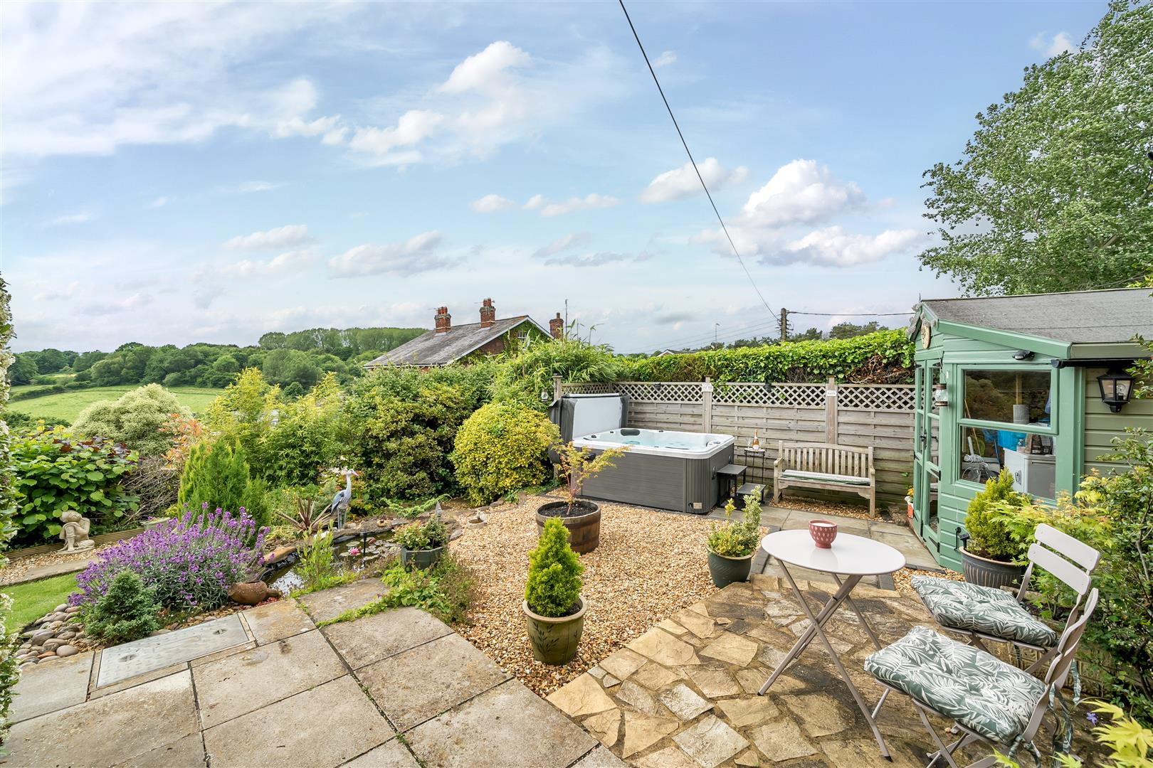 Church Hill, Bromham